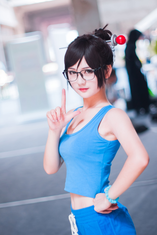 cosplay-co-nang-Me-quyen-ru-trong-over-watch-19