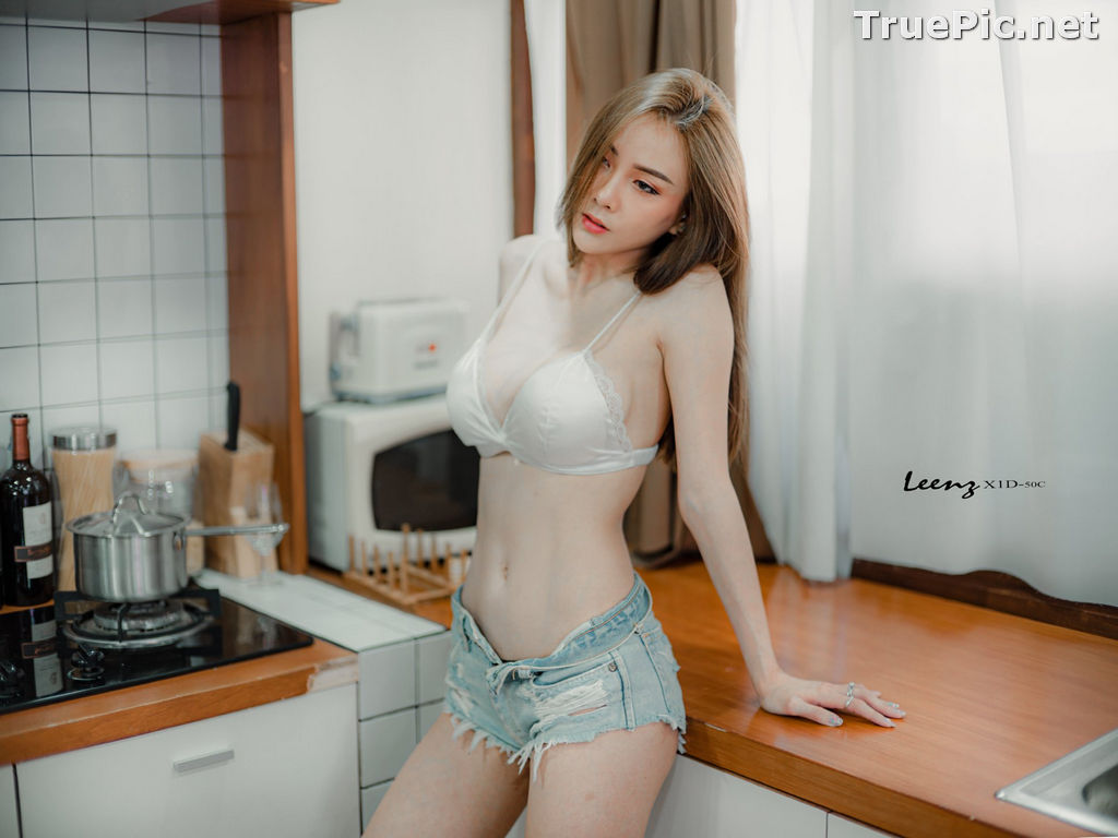 Image Thailand Model - Soraya Upaiprom - White Bra and Jean Short Pants - TruePic.net - Picture-15