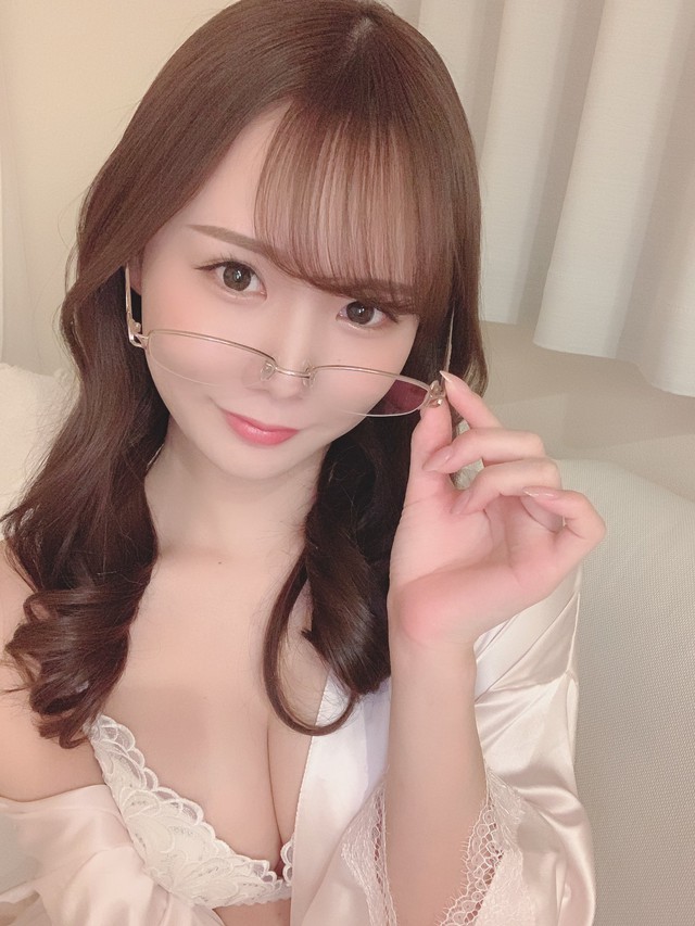 Người đẹp Sakamichi Miru, hot girl thế hệ mới của làng giải trí 18+ Nhật Bản - Ảnh 10.