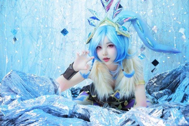 Nữ cosplayer Hàn Quốc khiến cộng đồng LMHT phát sốt vì hóa thân thành Neeko Mùa Đông Kỳ Diệu chân thực tới từng chi tiết - Ảnh 5.