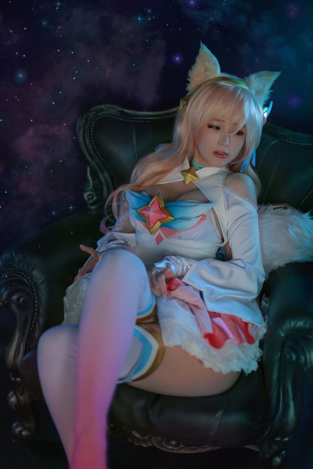 LMHT: Không thể rời mắt trước bộ ảnh cosplay Ahri Vệ Binh Tinh Tú nóng bỏng nhất xứ sở kim chi - Ảnh 15.