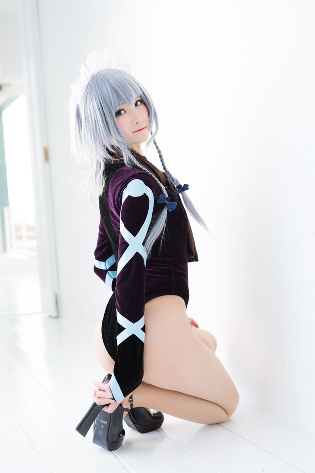 nguoi-dep-nhat-ban-cosplay-Sakuya-Izayoi-game-Touhou