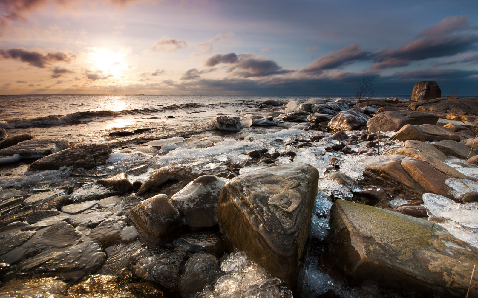 1920x1200 px, clouds, ocean, rocks, sea, seascapes, shore, skies, sunrise, sunset, waves