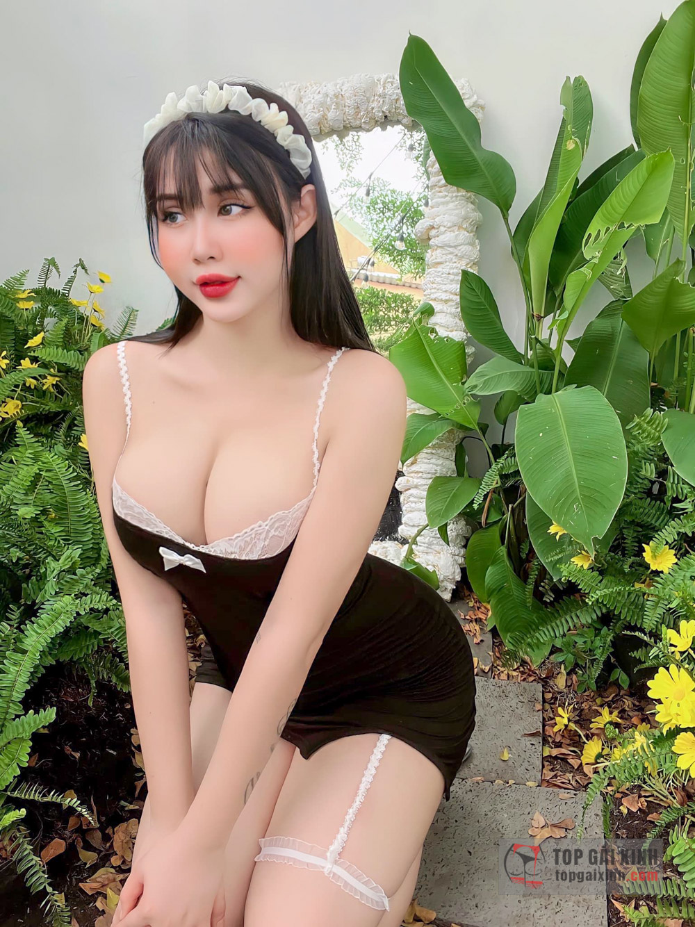 Hot girl Vy Vy khoe body nóng bỏng mông to ngực khủng đốt mắt nhiều anh em