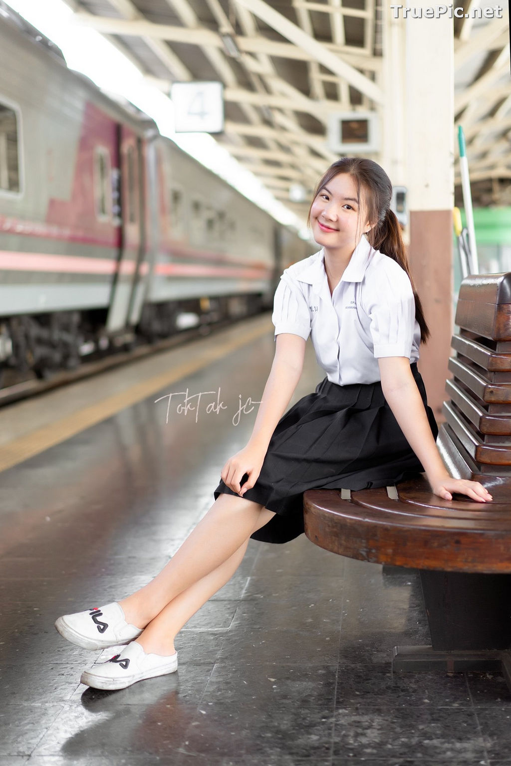 Image Thailand Model - Kornrawee Chokejindachai - Cute Student Girl - TruePic.net - Picture-4