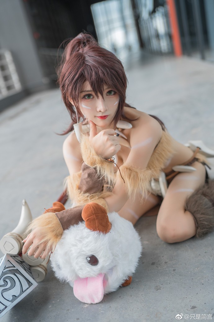 Ngất ngây với cosplay cô nàng Nidalee cực xinh đẹp và gợi cảm - Ảnh 5.