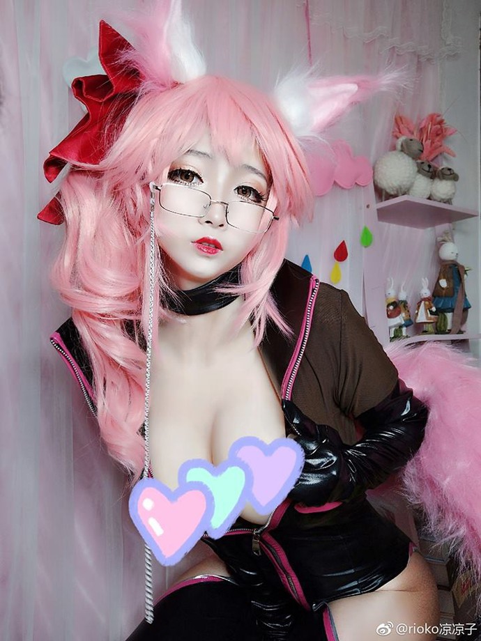 Chảy máu mũi với cosplay nàng cáo Tamamo-no-Mae siêu gợi cảm - Ảnh 5.