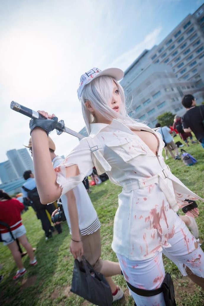 Lạ mắt với cosplay về tế bào Bạch Cầu ngực khủng trong Manga Hataraku Saibou - Ảnh 6.