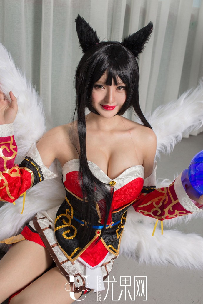 Ngất ngây với vòng ngực khủng của Xiang Chuan Ying trong bộ ảnh cosplay Ahri mới nhất - Ảnh 28.