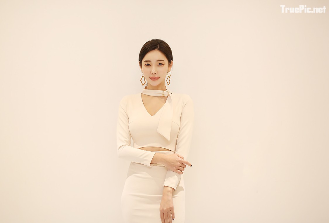 Park Da Hyun beautiful images - Korean fashion office dress - Jan.2018, TruePic.net