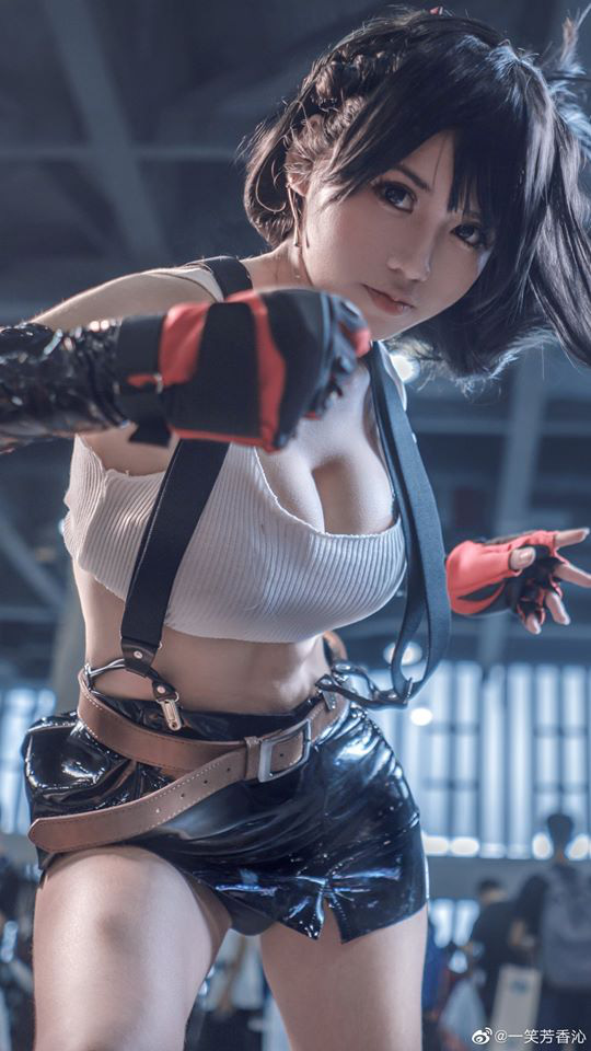 Ná thở khi ngắm nàng Tifa Lockhart siêu nóng bỏng trong Final Fantasy VII bước ra đời thật - Ảnh 5.