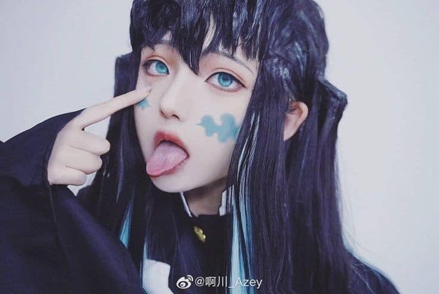 Thích mê loạt ảnh cosplay siêu chất về các nhân vật trong Kimetsu no Yaiba - Ảnh 1.