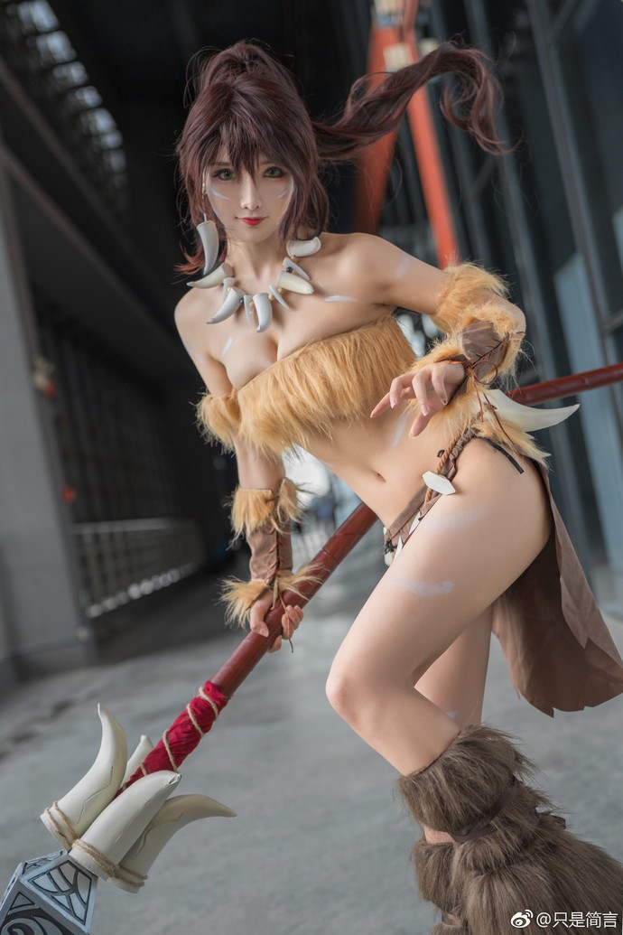 Ngất ngây với cosplay cô nàng Nidalee cực xinh đẹp và gợi cảm - Ảnh 9.