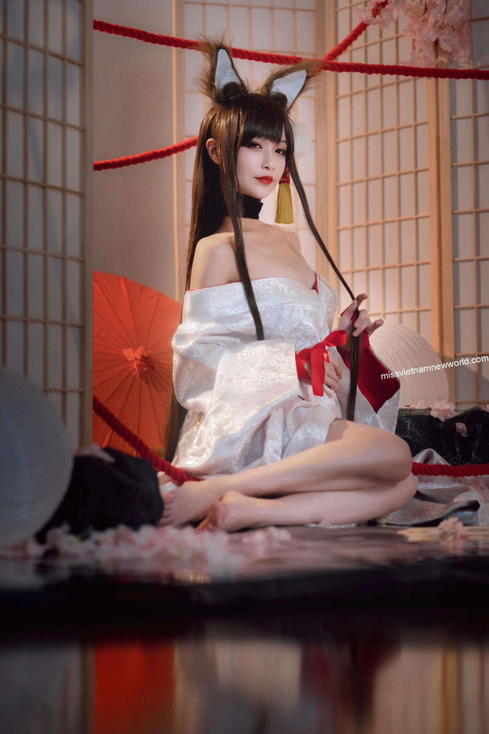 Cosplay-Akagi-Azur-Lane-Coser-Teppanyaki-Ghost-Dance-w-12