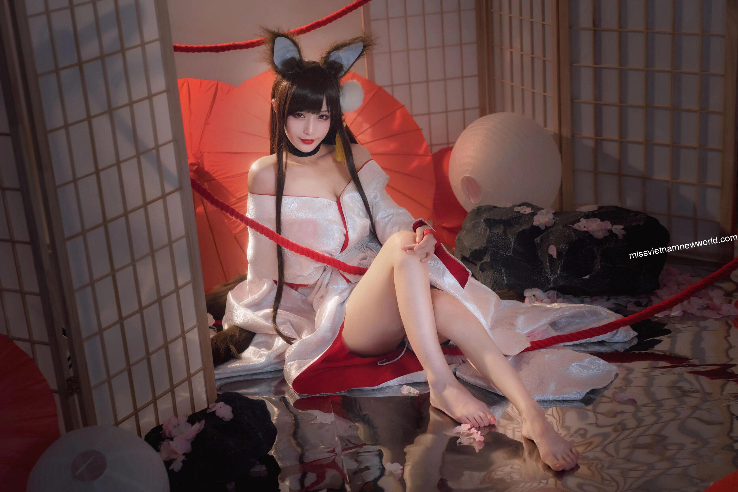 Cosplay-Akagi-Azur-Lane-Coser-Teppanyaki-Ghost-Dance-w-14