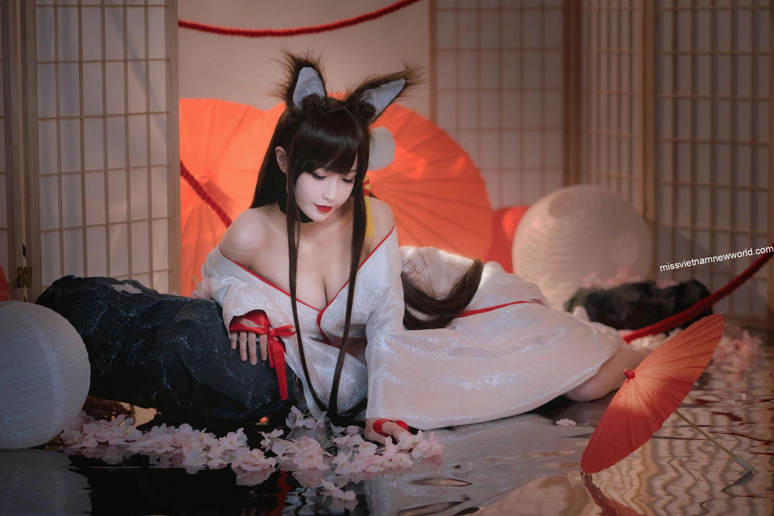 Cosplay-Akagi-Azur-Lane-Coser-Teppanyaki-Ghost-Dance-w-3