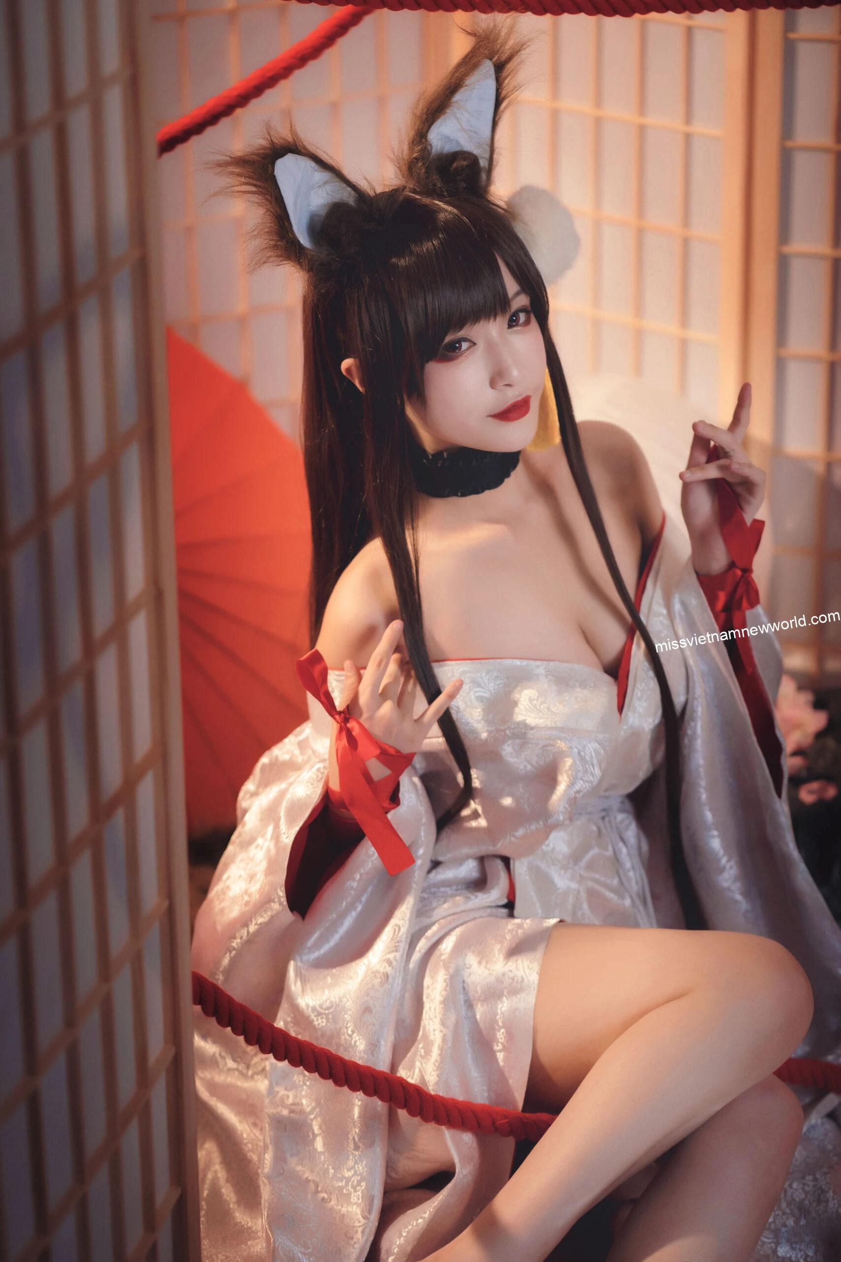 Cosplay-Akagi-Azur-Lane-Coser-Teppanyaki-Ghost-Dance-w-5