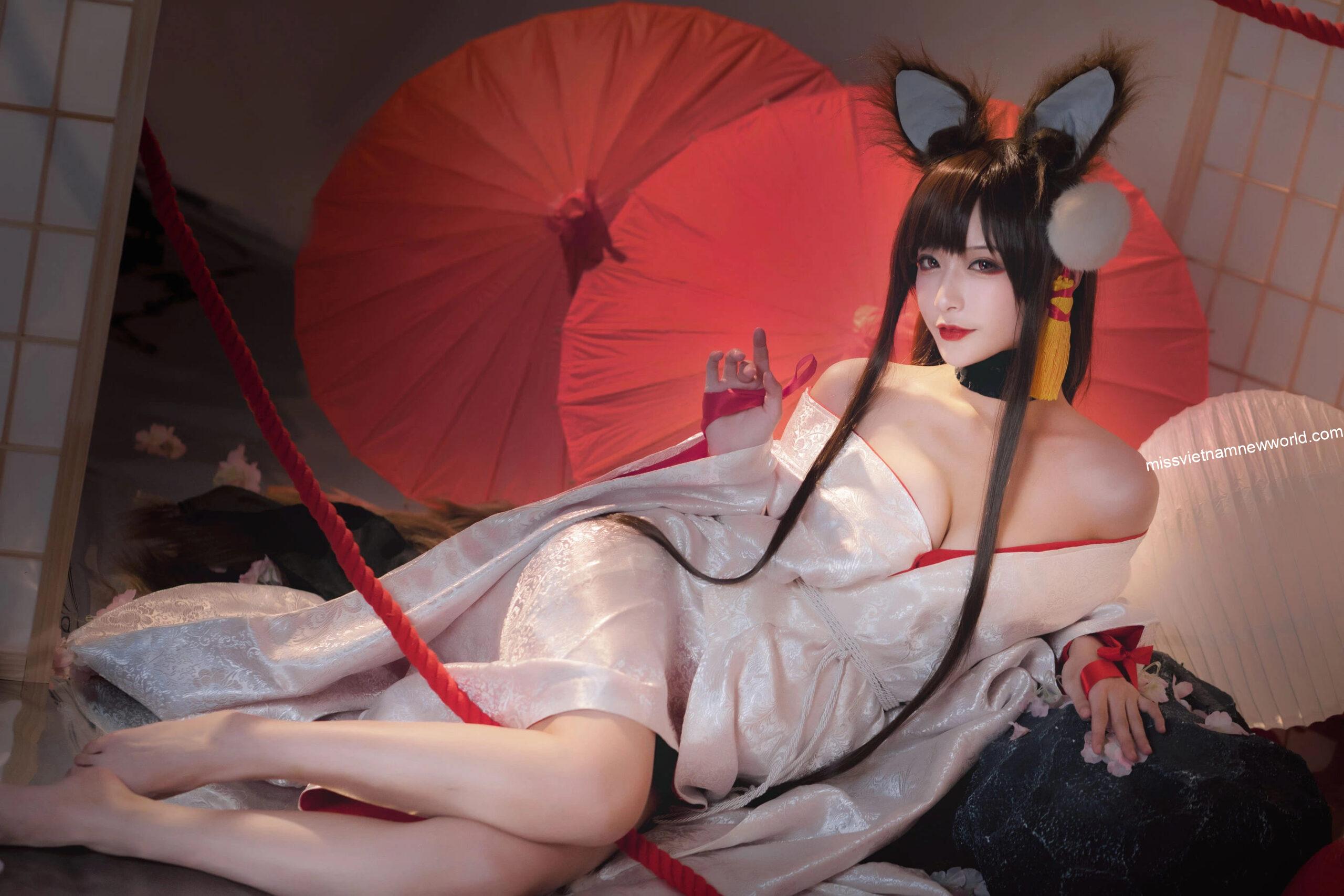 Cosplay-Akagi-Azur-Lane-Coser-Teppanyaki-Ghost-Dance-w-6