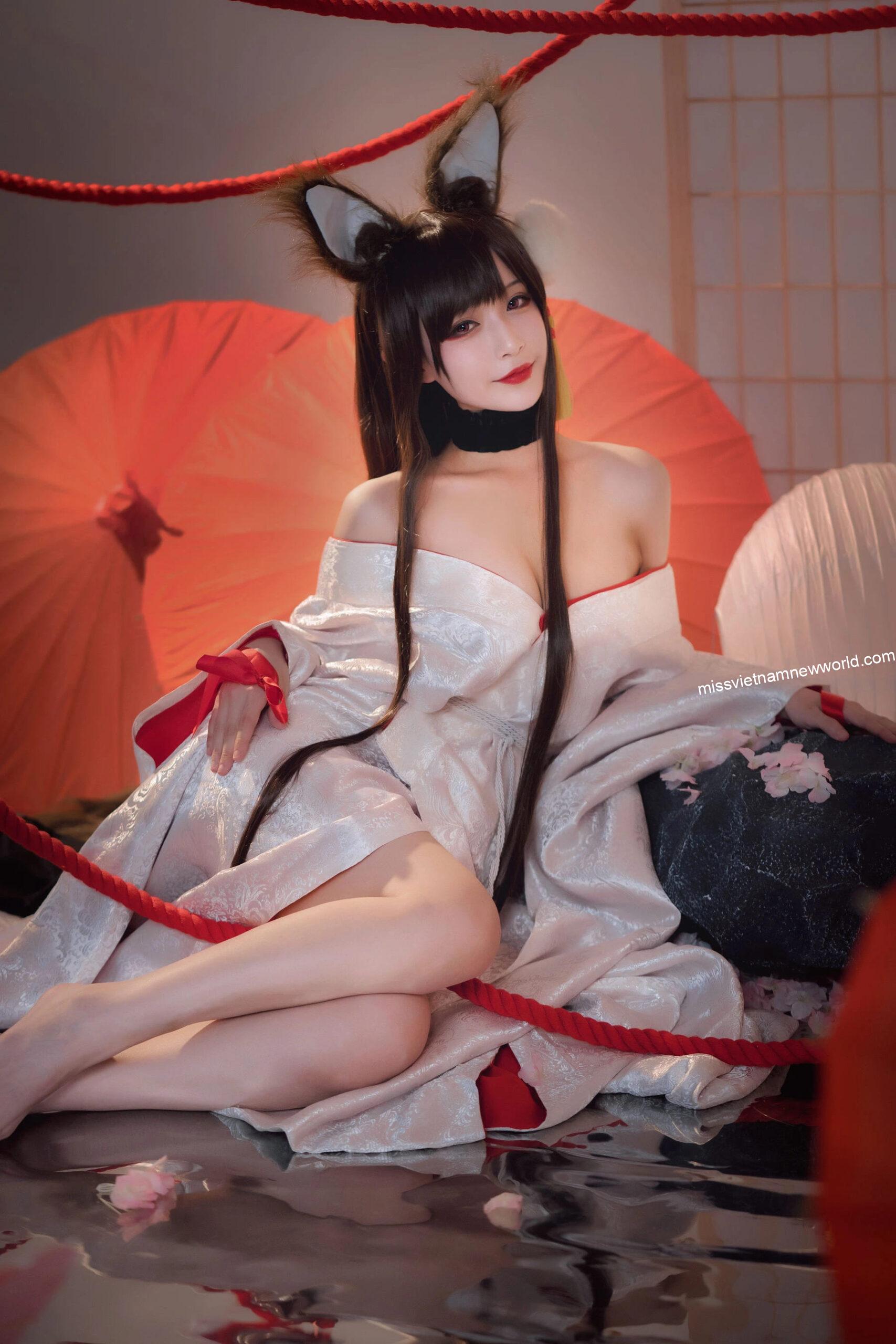 Cosplay-Akagi-Azur-Lane-Coser-Teppanyaki-Ghost-Dance-w-7