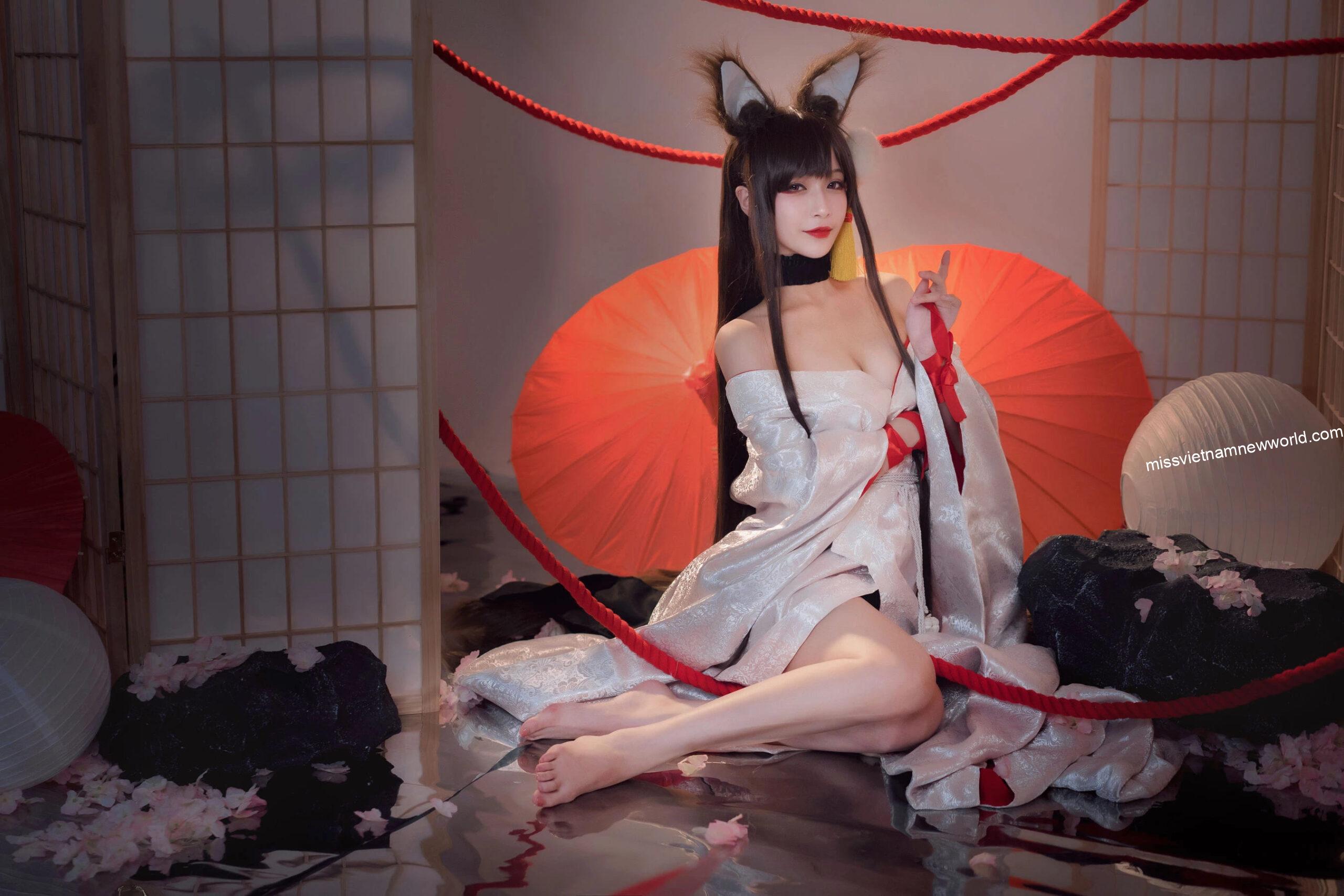 Cosplay-Akagi-Azur-Lane-Coser-Teppanyaki-Ghost-Dance-w-9