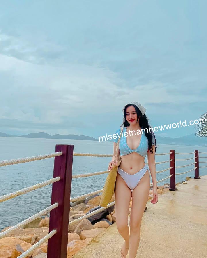 anh-ba-tung-mac-bikini-khoe-ve-dep-cuc-sexy