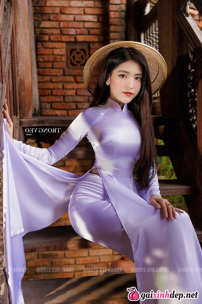 Áo Dài Vải Satin