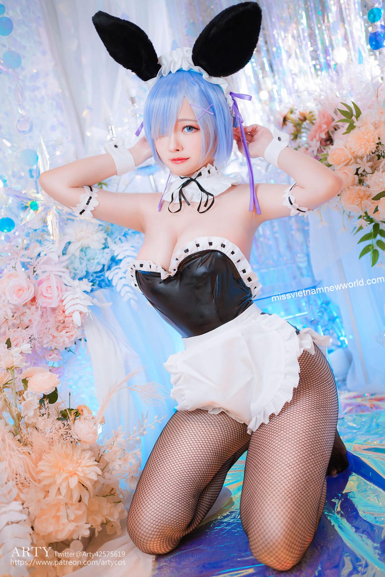 arty-huang-rem-bunny-suit-ver (16)