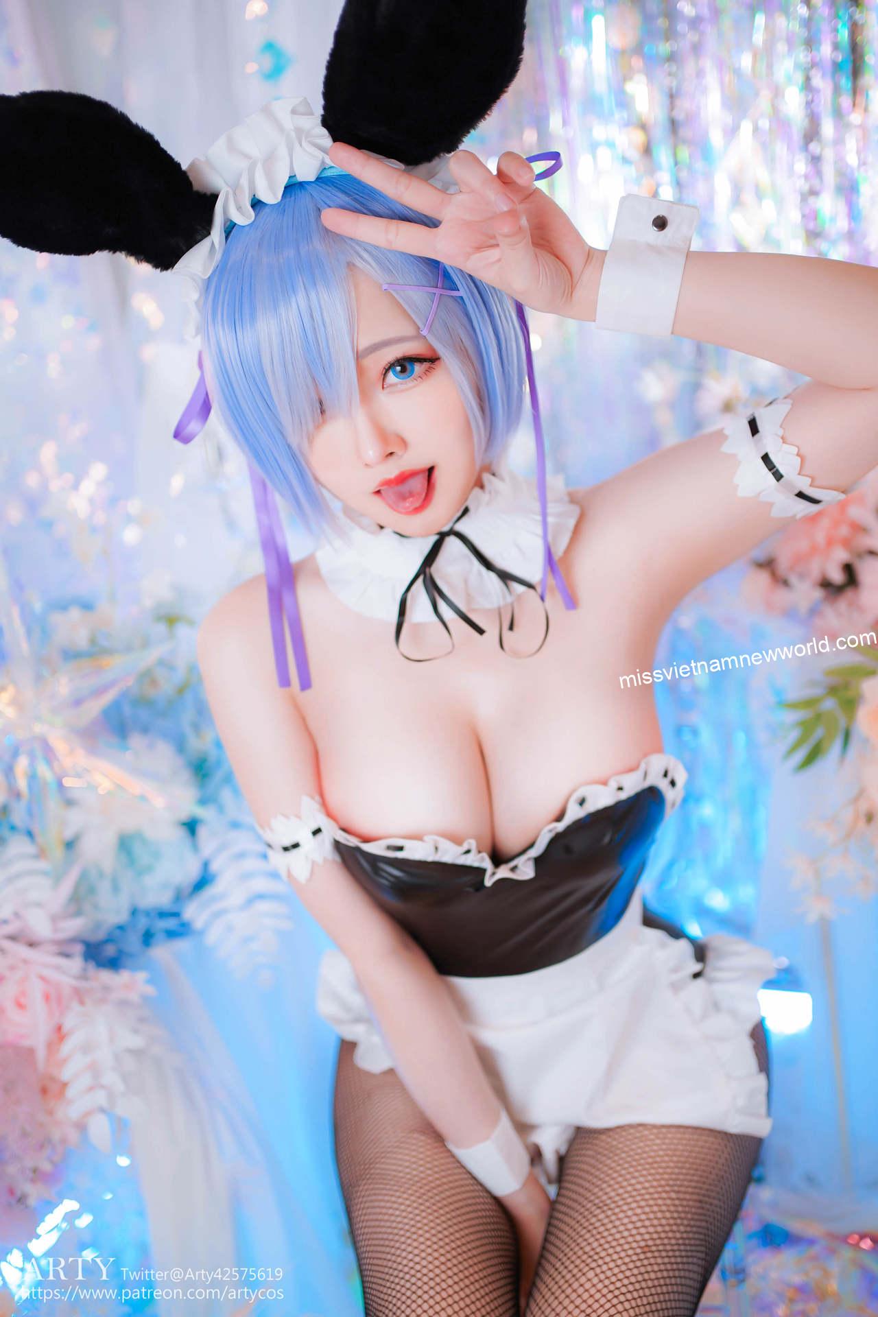 arty-huang-rem-bunny-suit-ver (4)