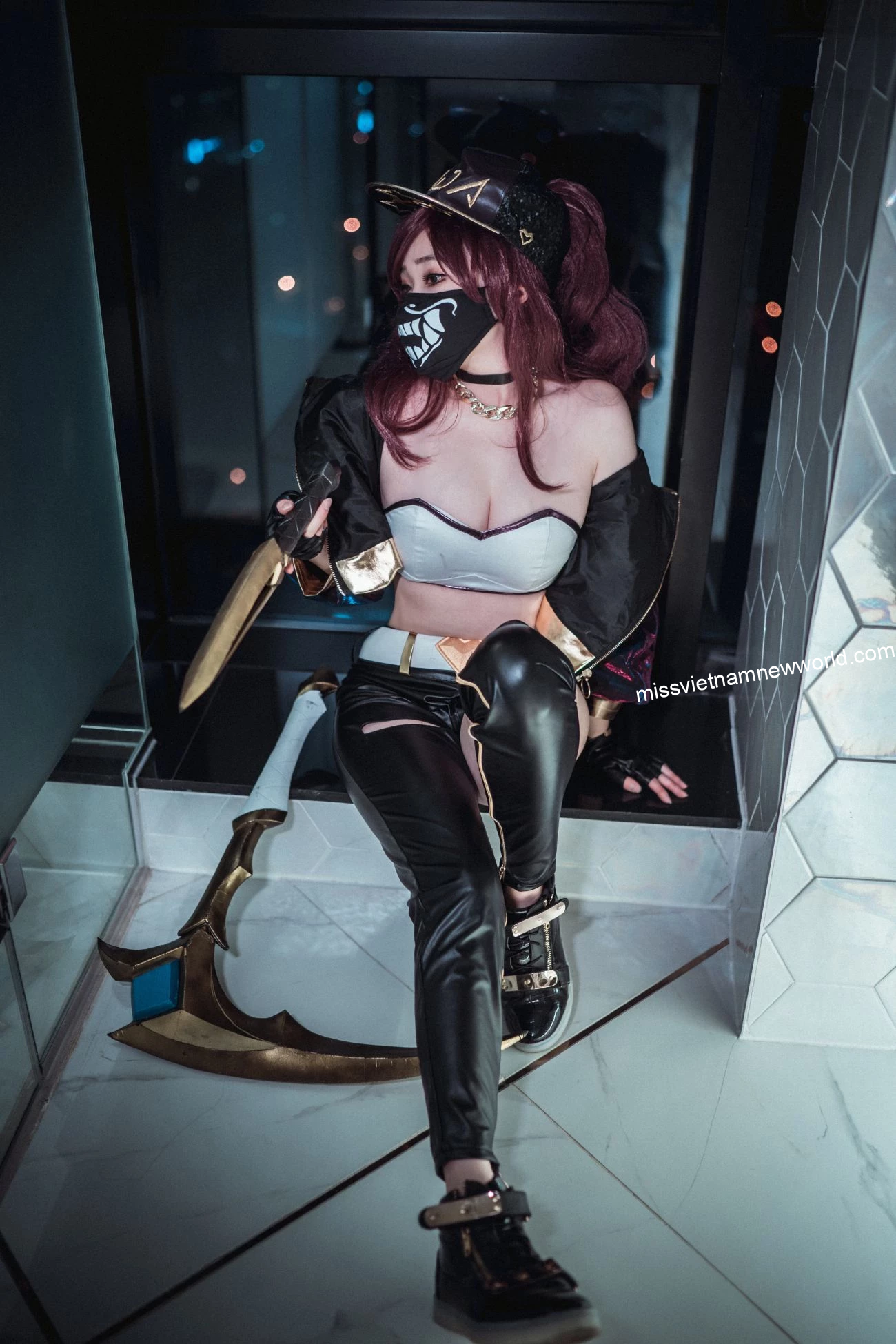 bambi-cosplay-kda-akali (10)