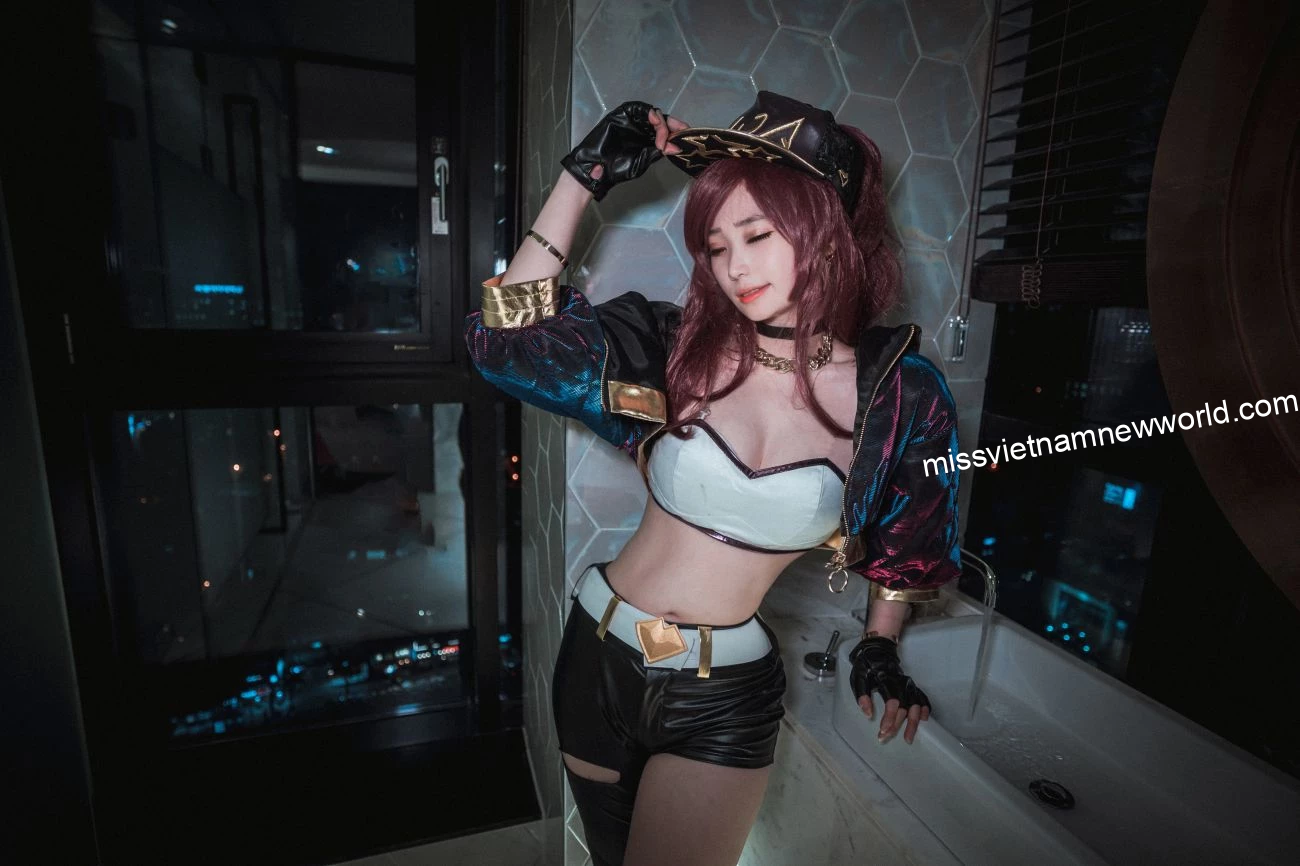 bambi-cosplay-kda-akali (12)