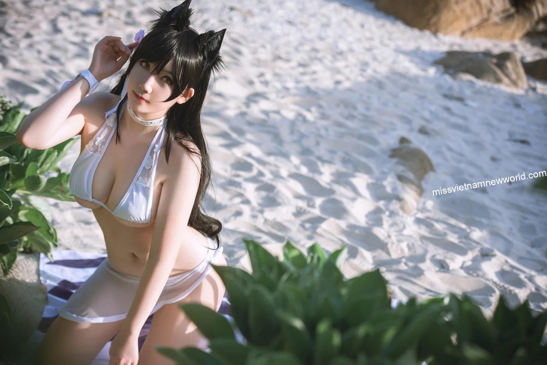 benmomo-cosplay-azur-lane-atago