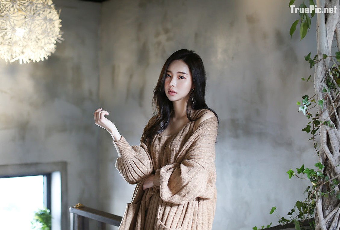 Park Da Hyun beautiful images - Korean fashion office dress - Jan.2018, TruePic.net