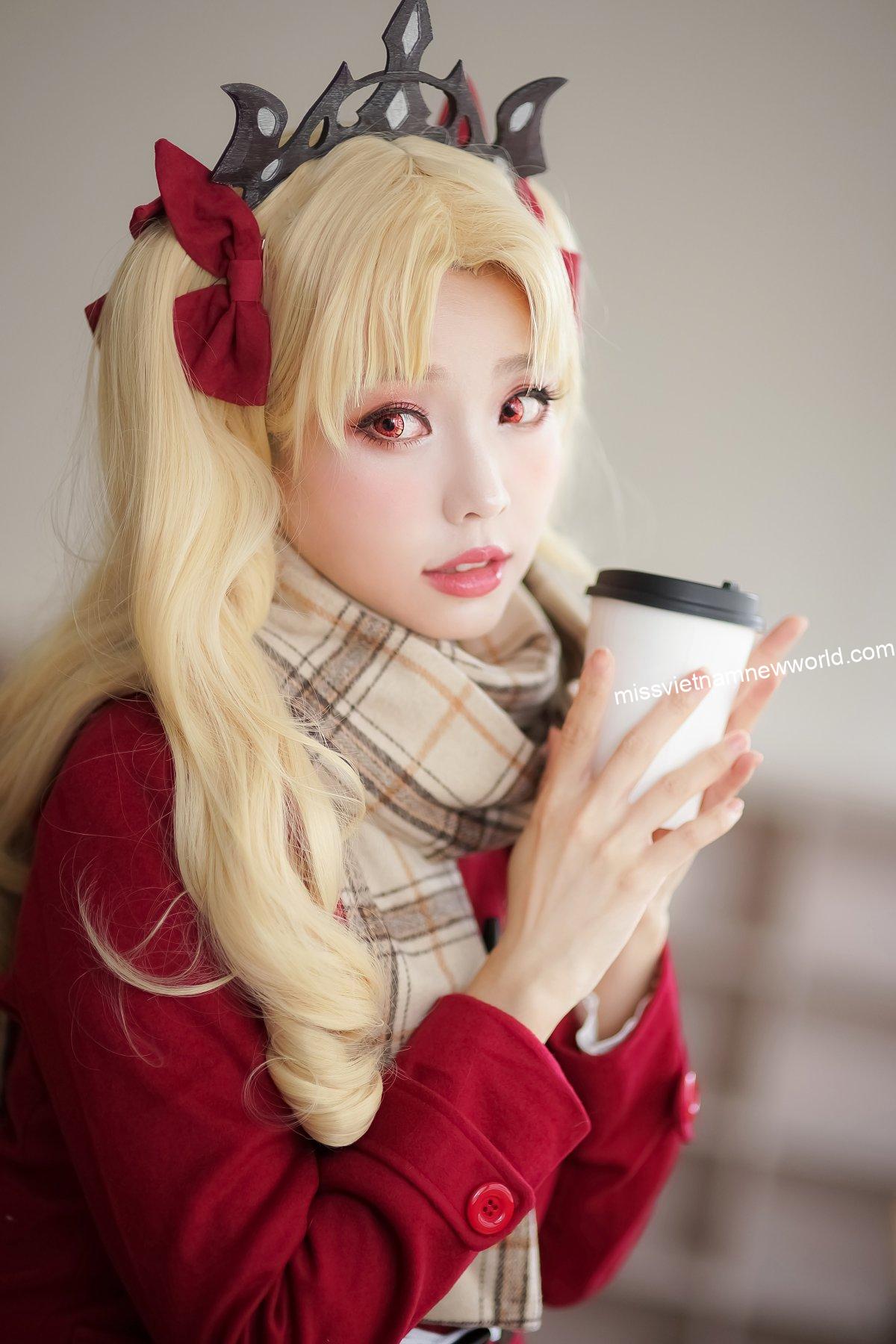 Bộ cosplay tuyệt vời, đưa hình tượng Ereshkigal trở nên sống động