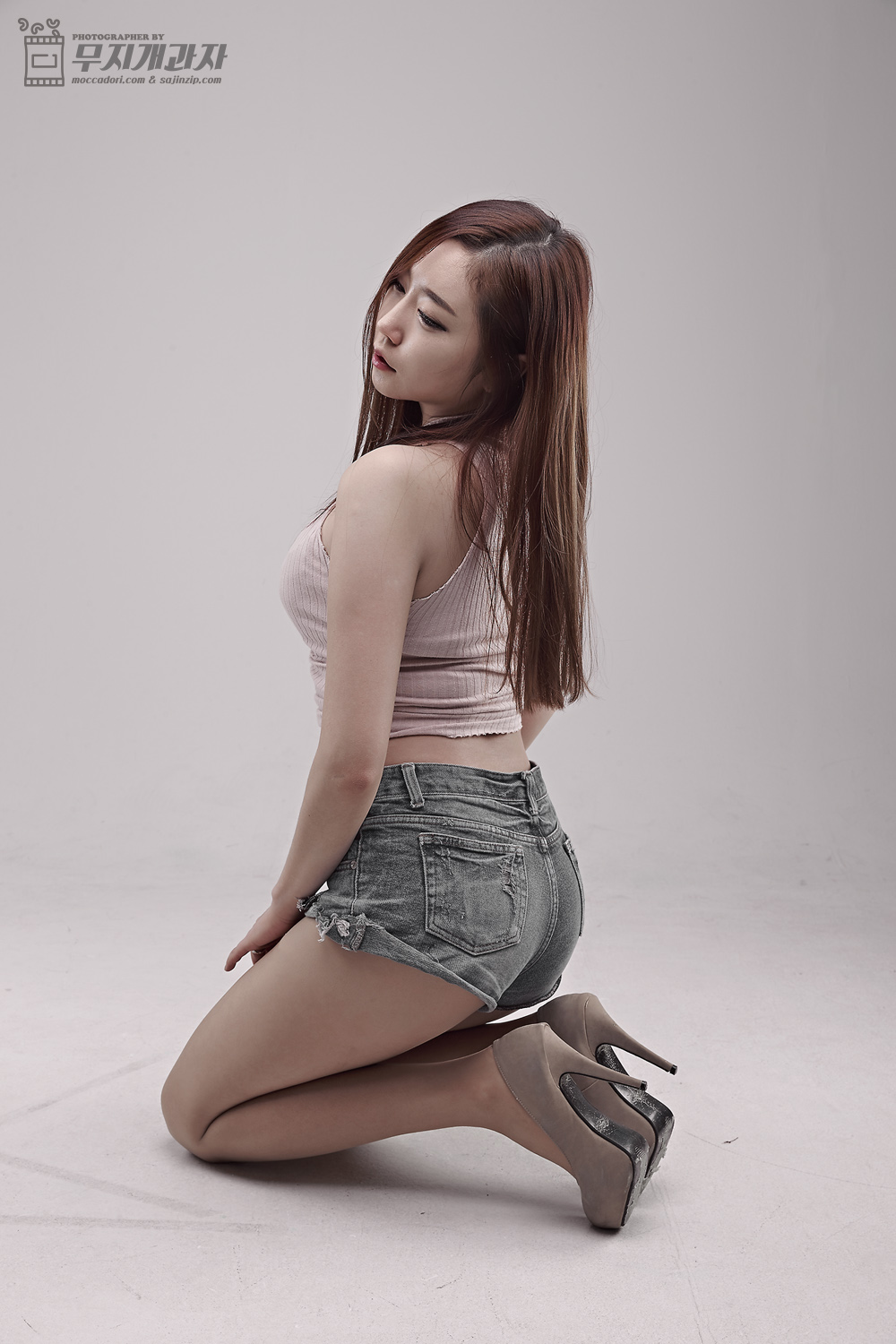 [Kim Da On] 03.01.2016 - Three Studio Sets