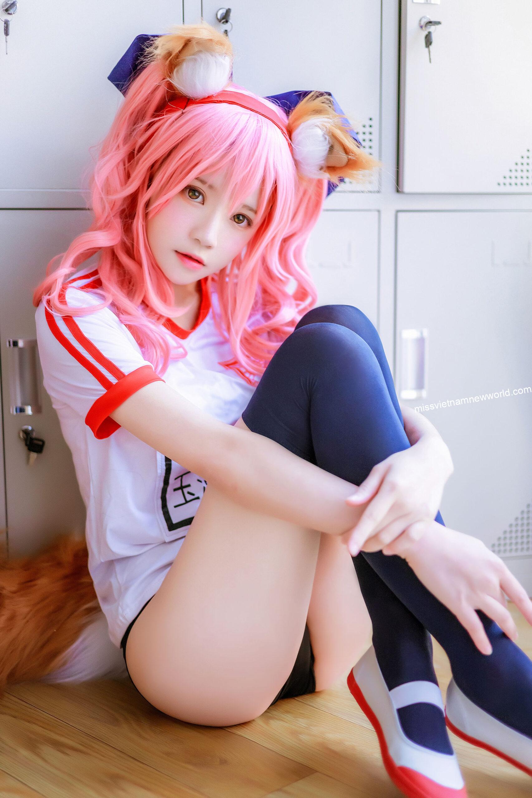 cherry-meow-cosplay-tamamo-no-mae-gym-suit (12)