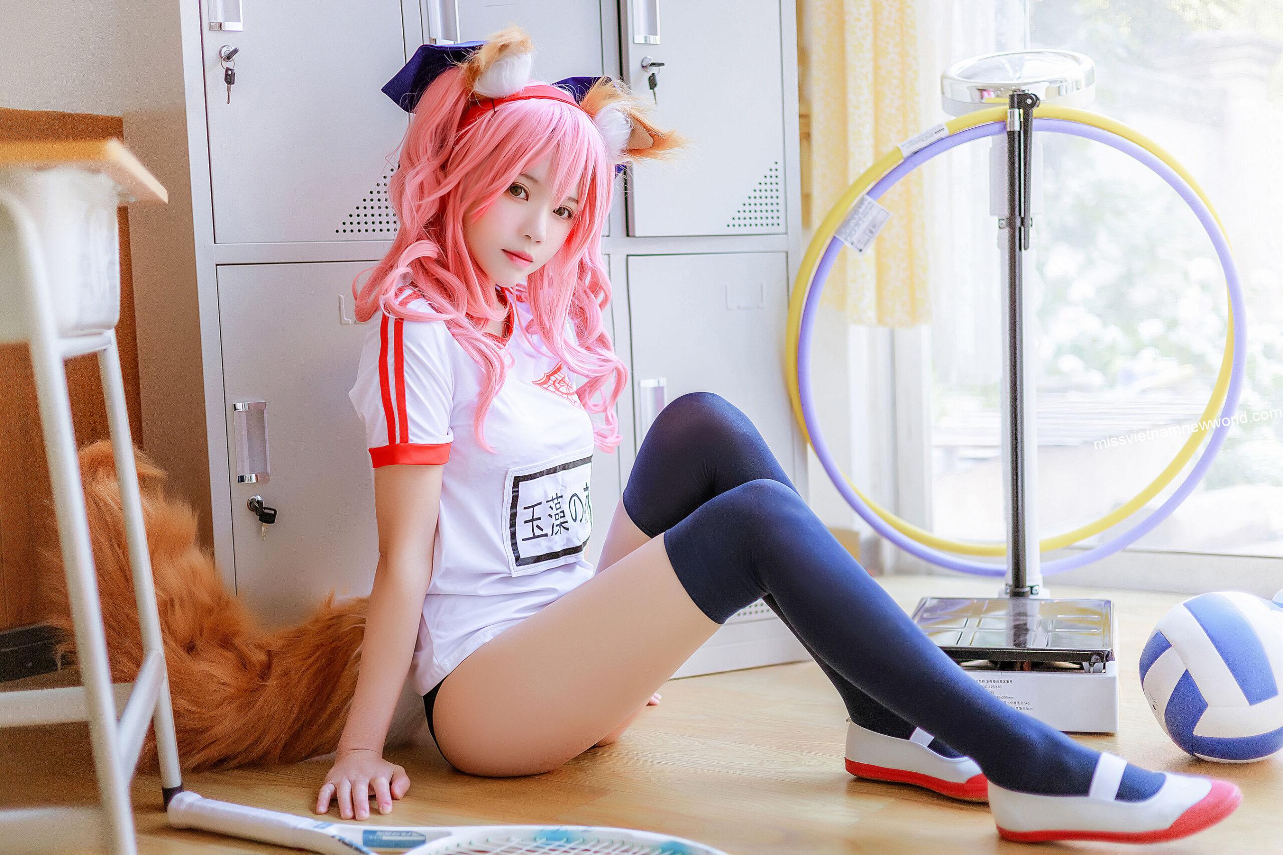 cherry-meow-cosplay-tamamo-no-mae-gym-suit (14)