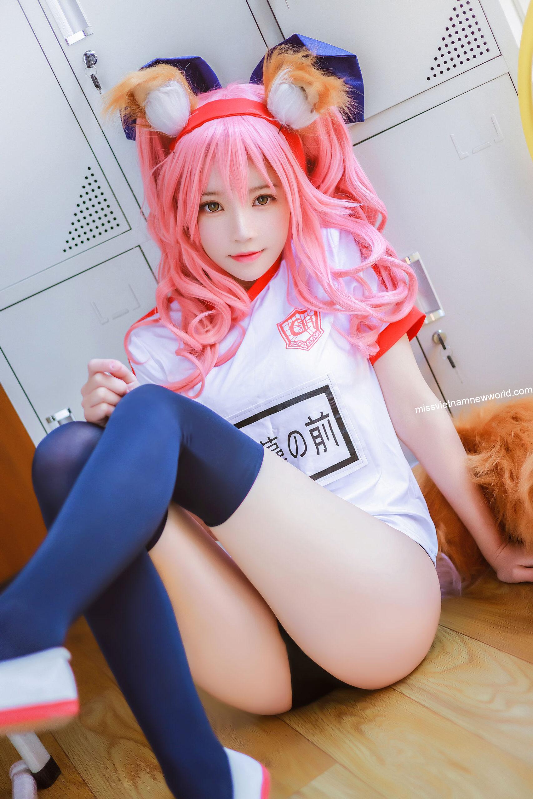 cherry-meow-cosplay-tamamo-no-mae-gym-suit (18)