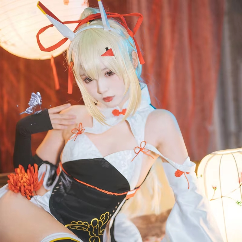 chinese-azur-lane-ayanami-cosplay (19)