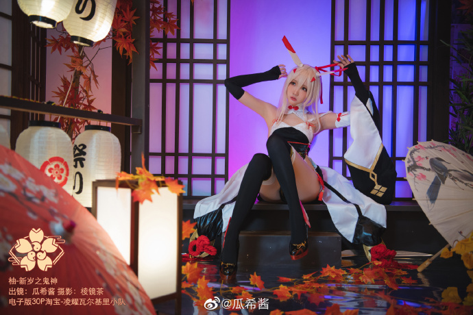 chinese-azur-lane-ayanami-cosplay