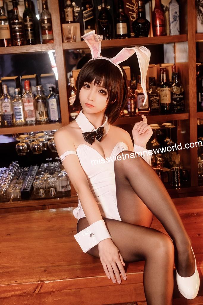 chunmomo-cosplay-megumi-kato-bunny-suit (12)