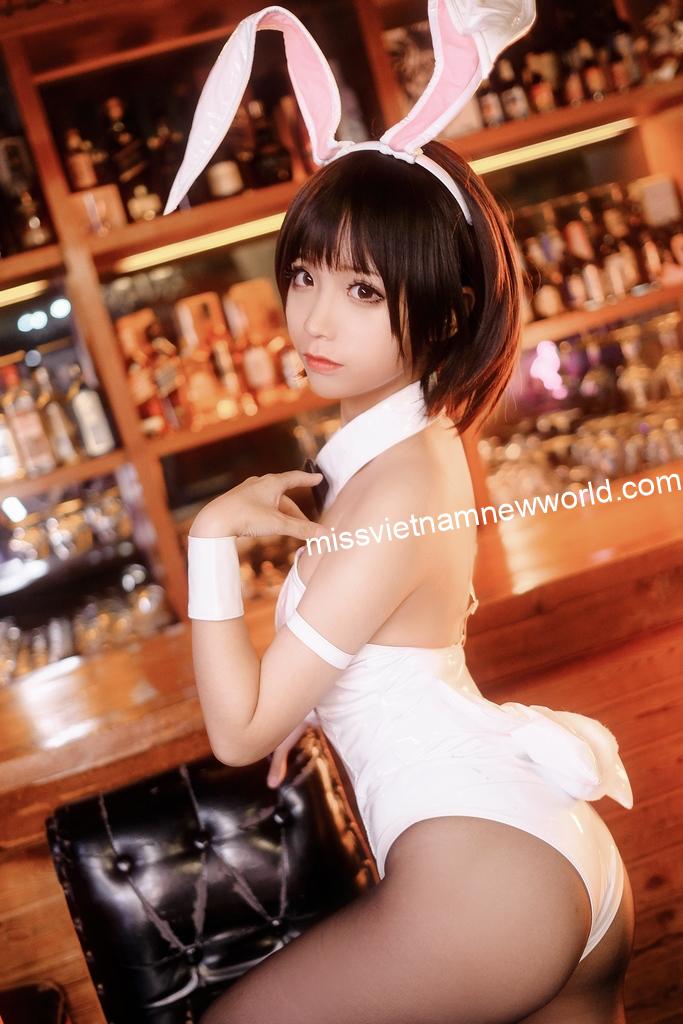 chunmomo-cosplay-megumi-kato-bunny-suit (3)