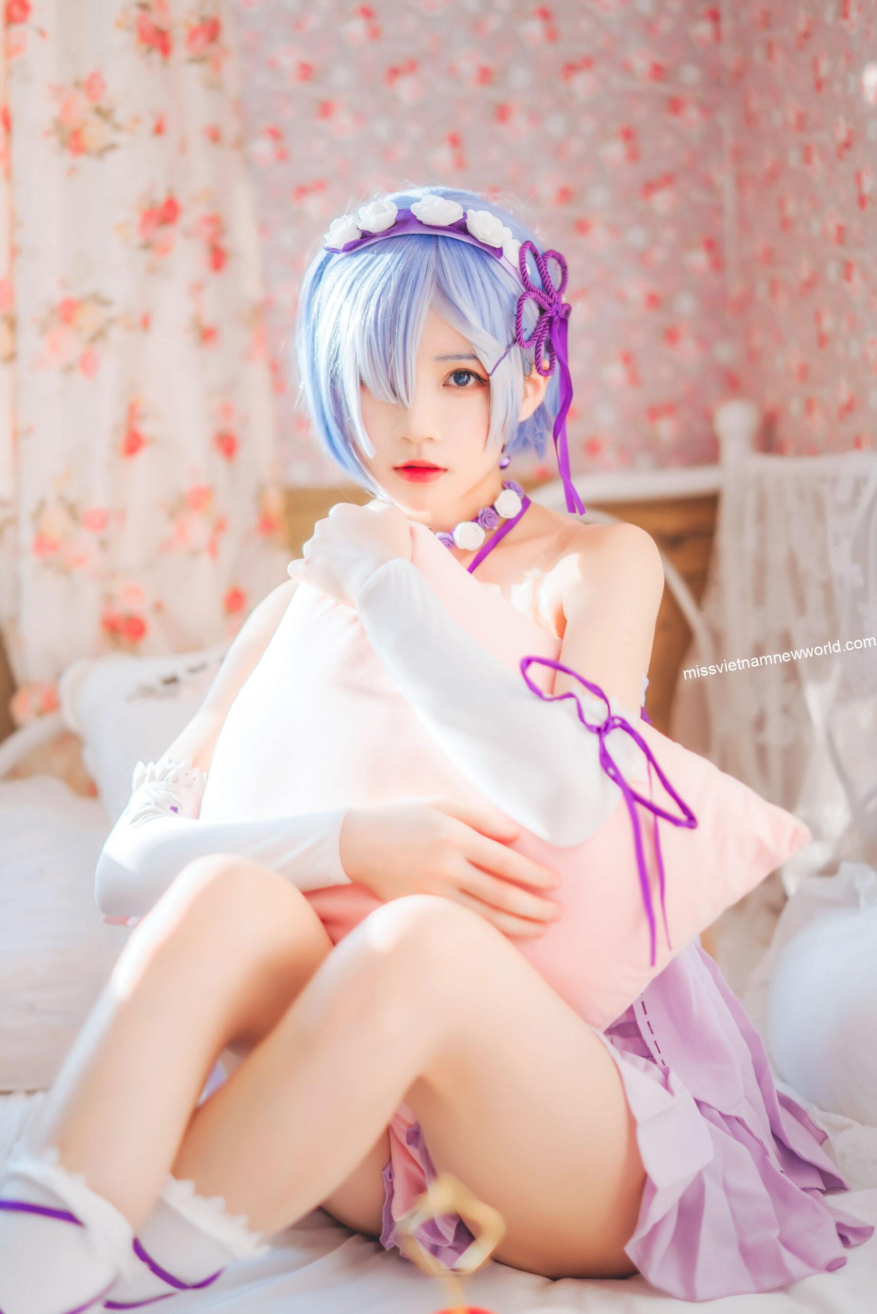 cosplay-sakura-peach-meow-lem-nightdress (19)