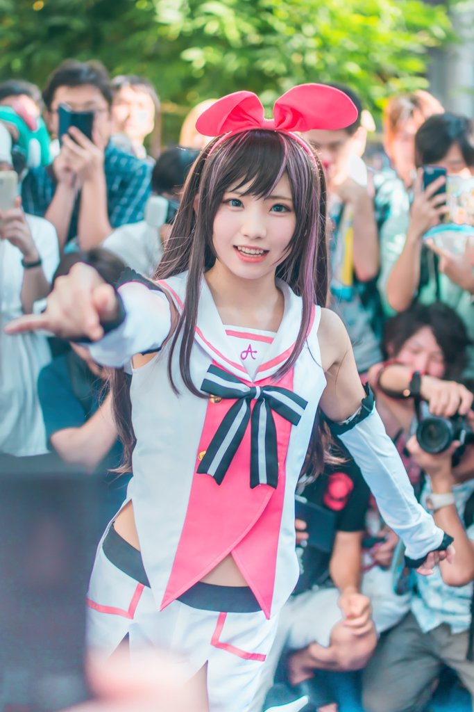 enako-cosplay-Kizuna-Ai-tai-cosplay-summit-2017-06</p