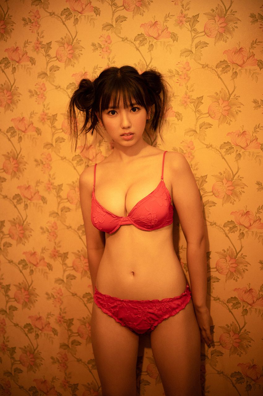 沢口愛華《Girl's Revolution 少女革命》 [WPB-net] No.236 写真集 40