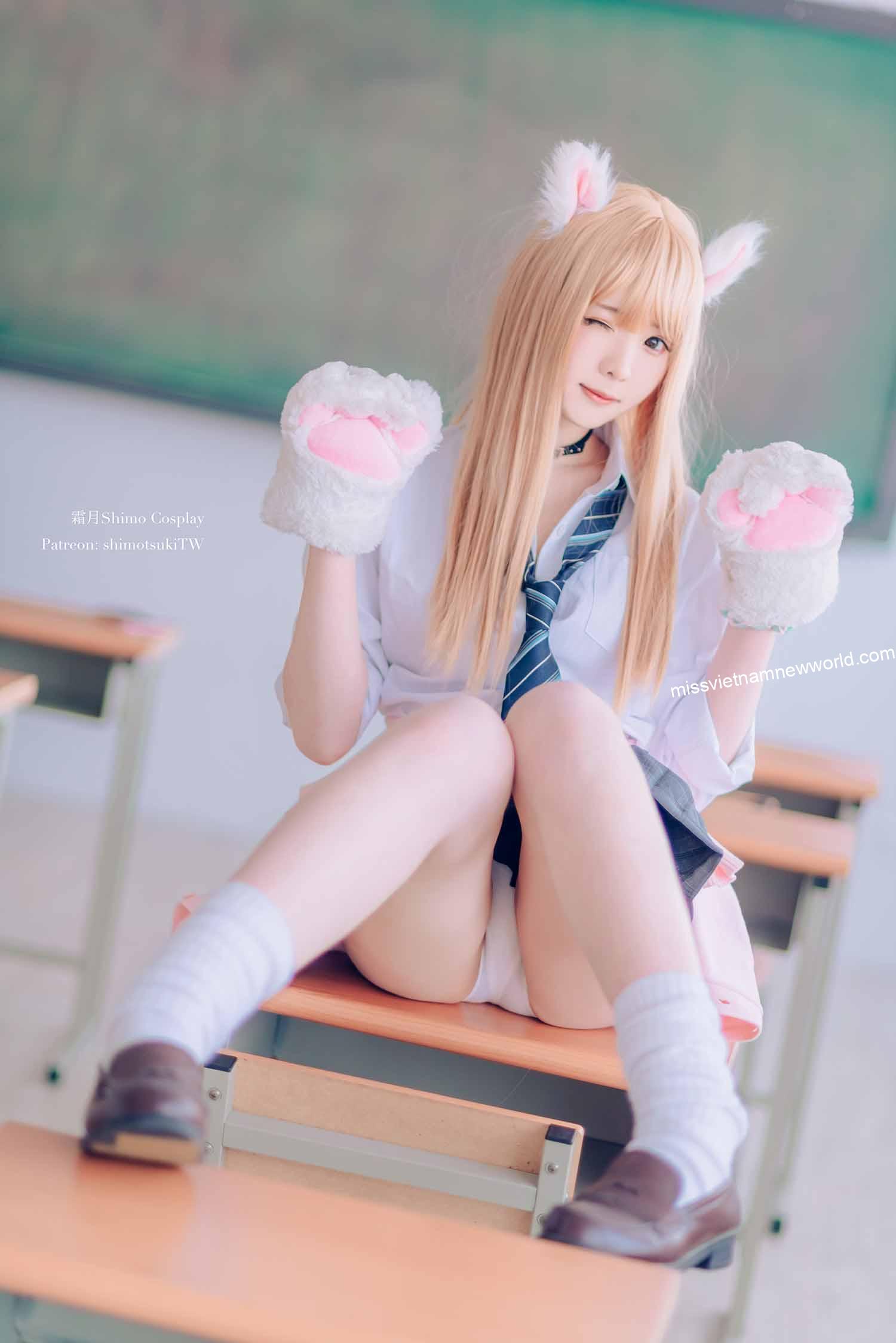 frost-moon-shimo-cosplay-dong-phuc