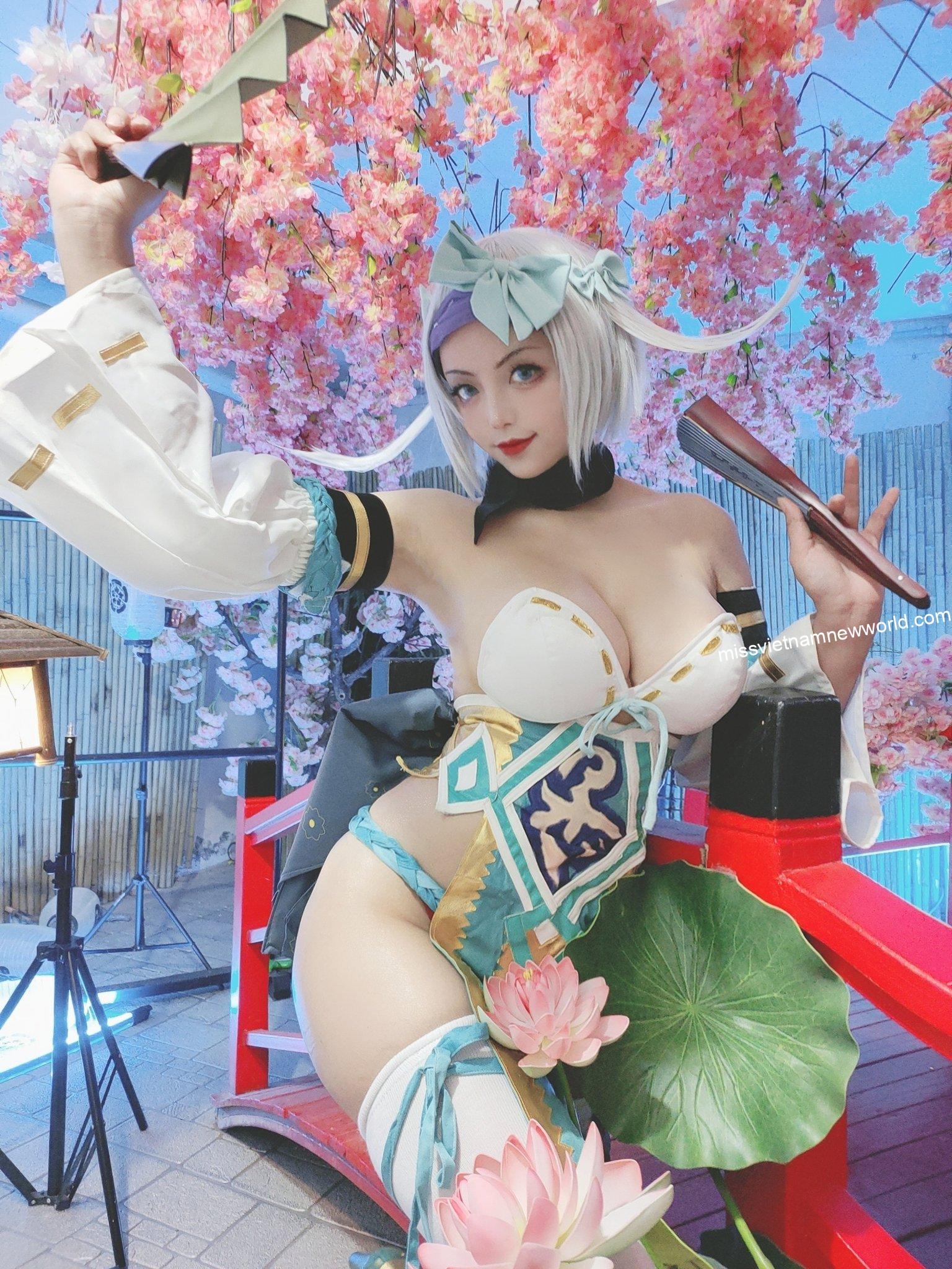 gai-xinh-cosplay-ac-quy (16)