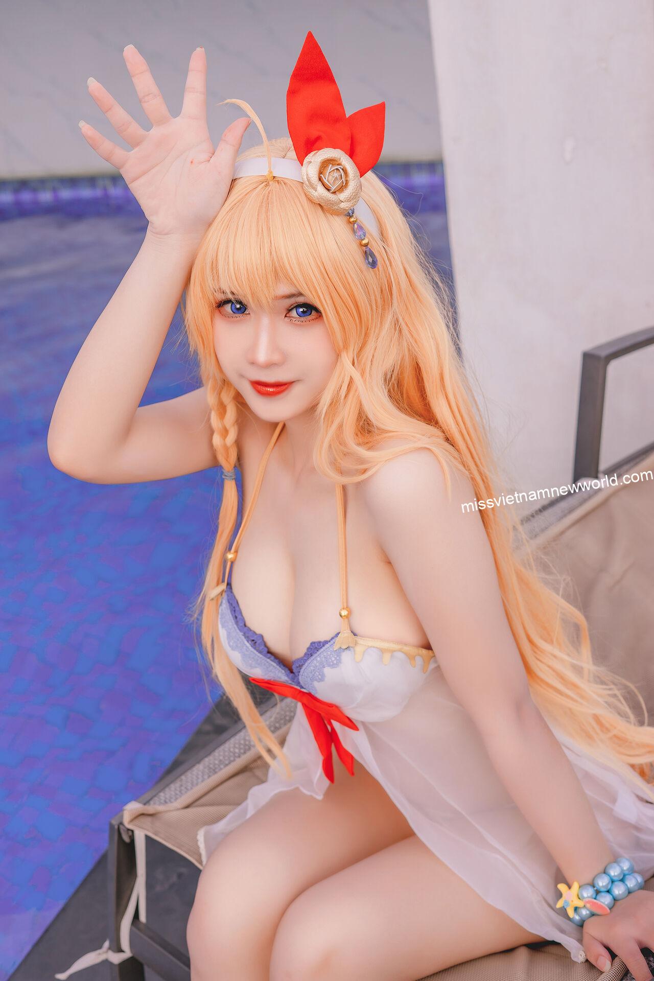 gai-xinh-cosplay-pecorine (11)