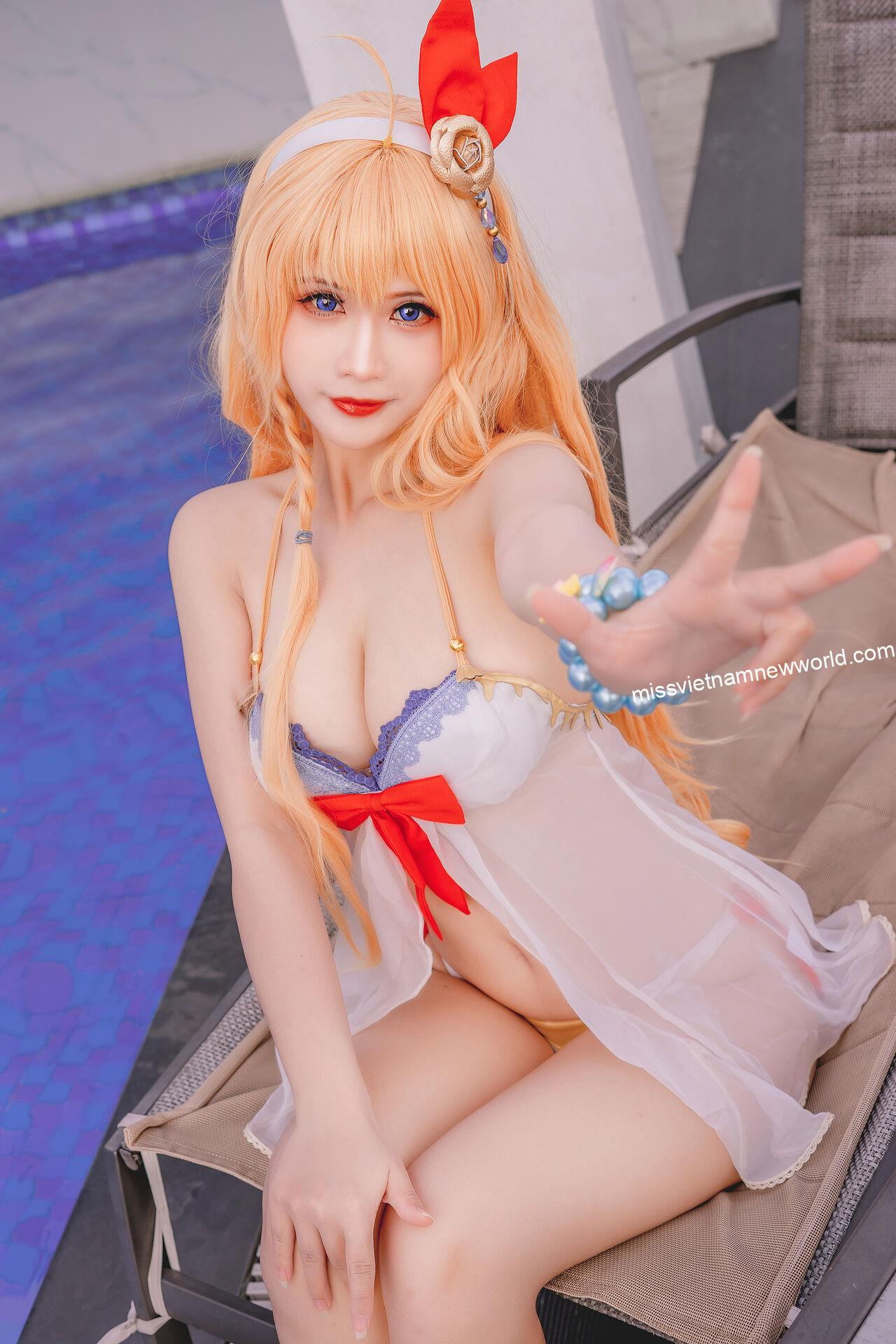 gai-xinh-cosplay-pecorine (13)