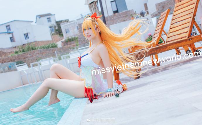 gai-xinh-cosplay-pecorine (3)