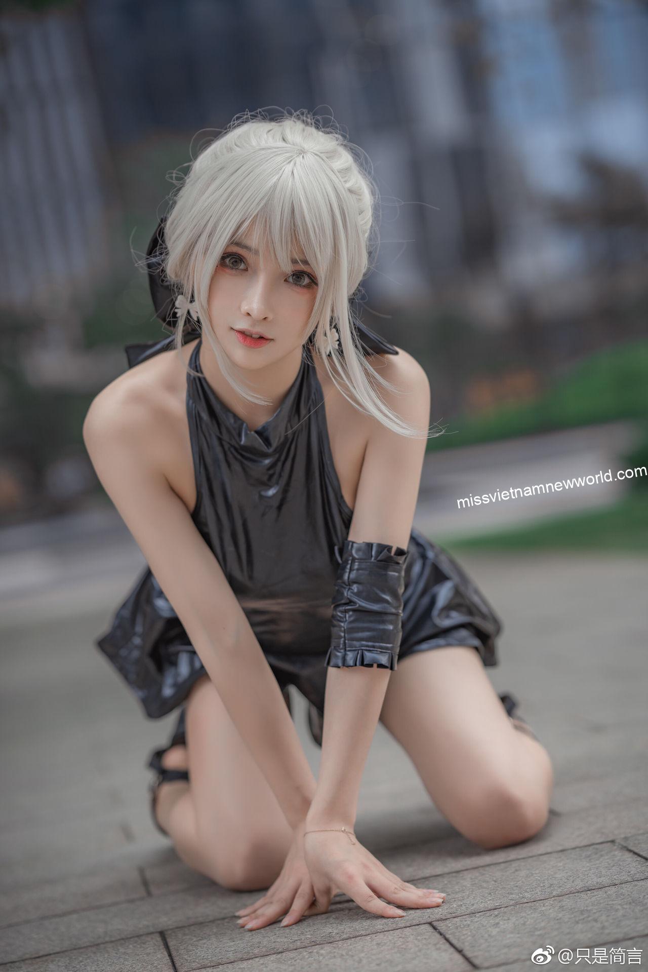 gai-xinh-nhat-ban-cosplay-saber (2)